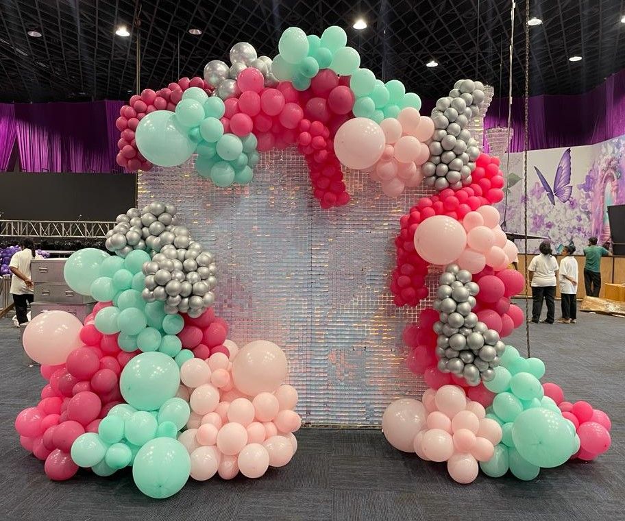 Glam Sequin Wall Balloon Arch