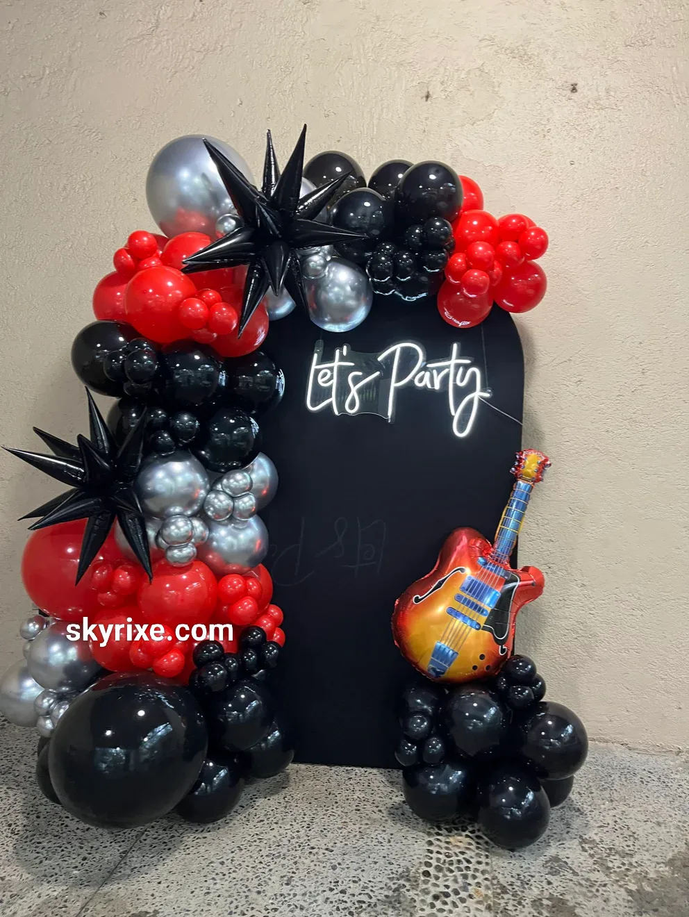 Rockstar Arch with Guitar Balloon Decoration