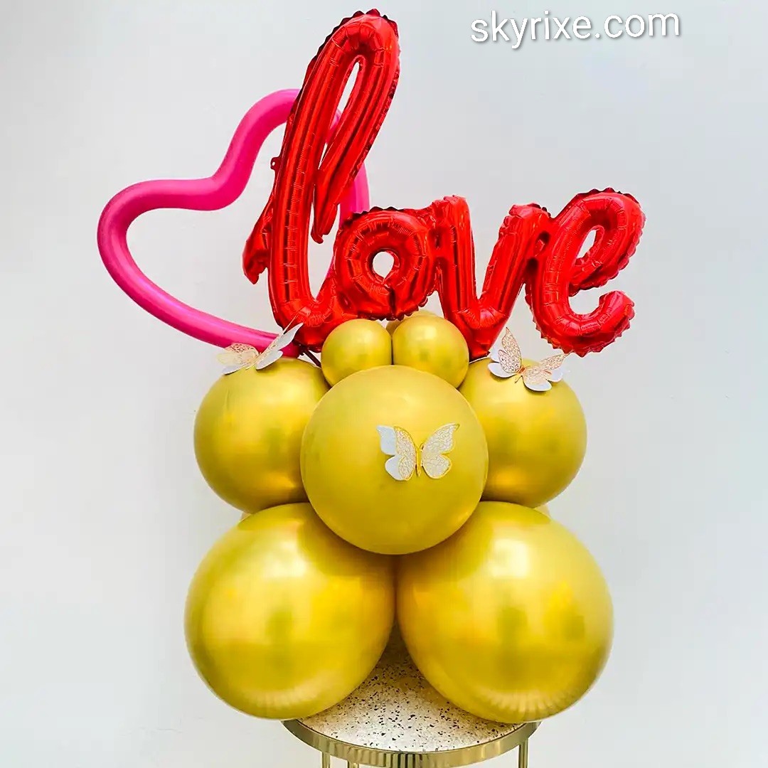 Golden Love Heart Balloon Stand