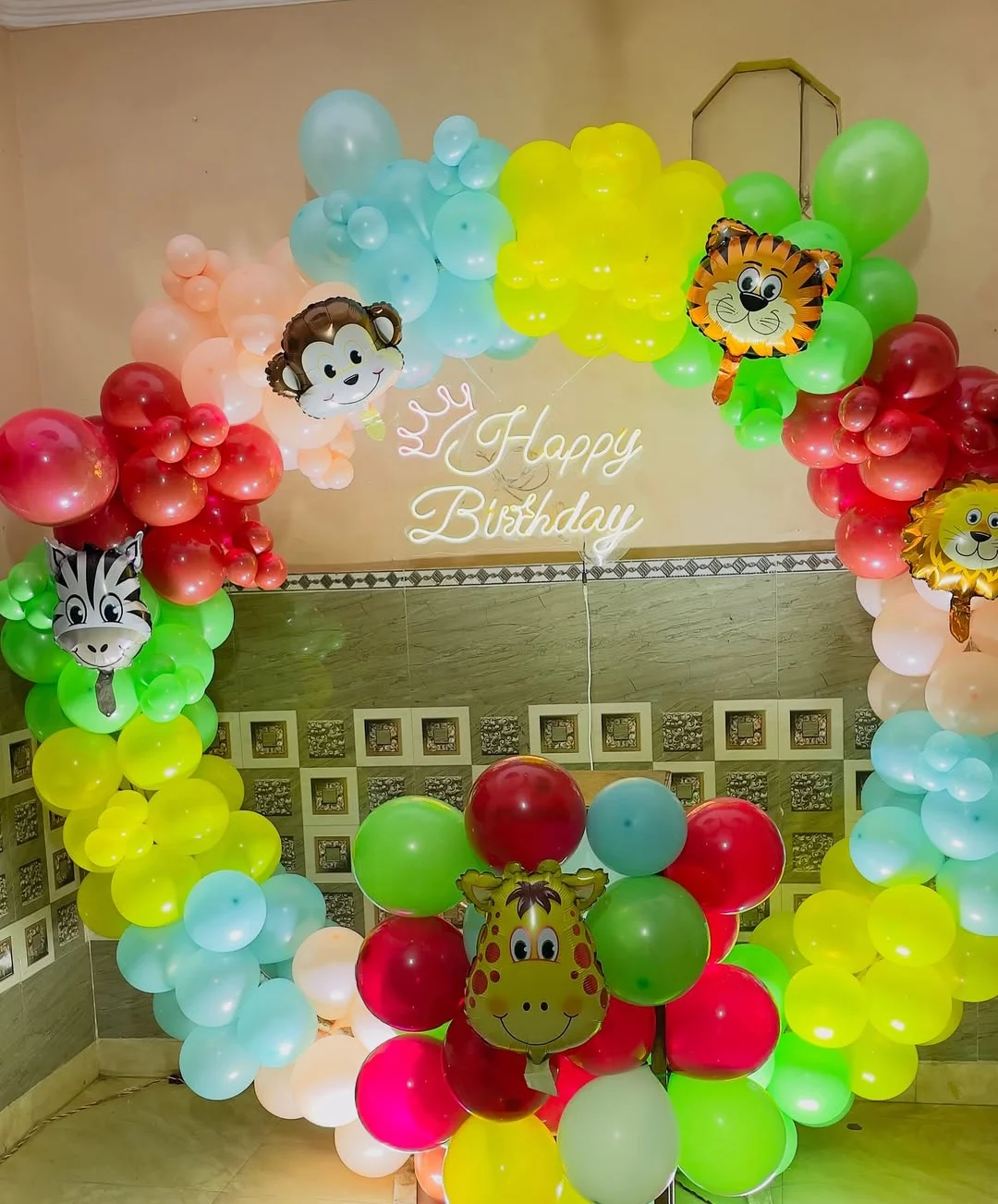 Jungle Safari Birthday Balloon Setup