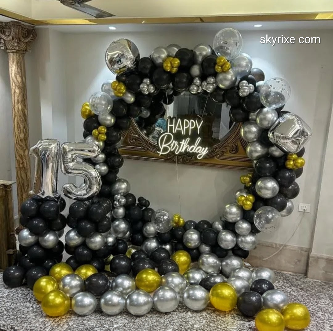 15th Birthday Black And Gold Balloon Ring Decoration