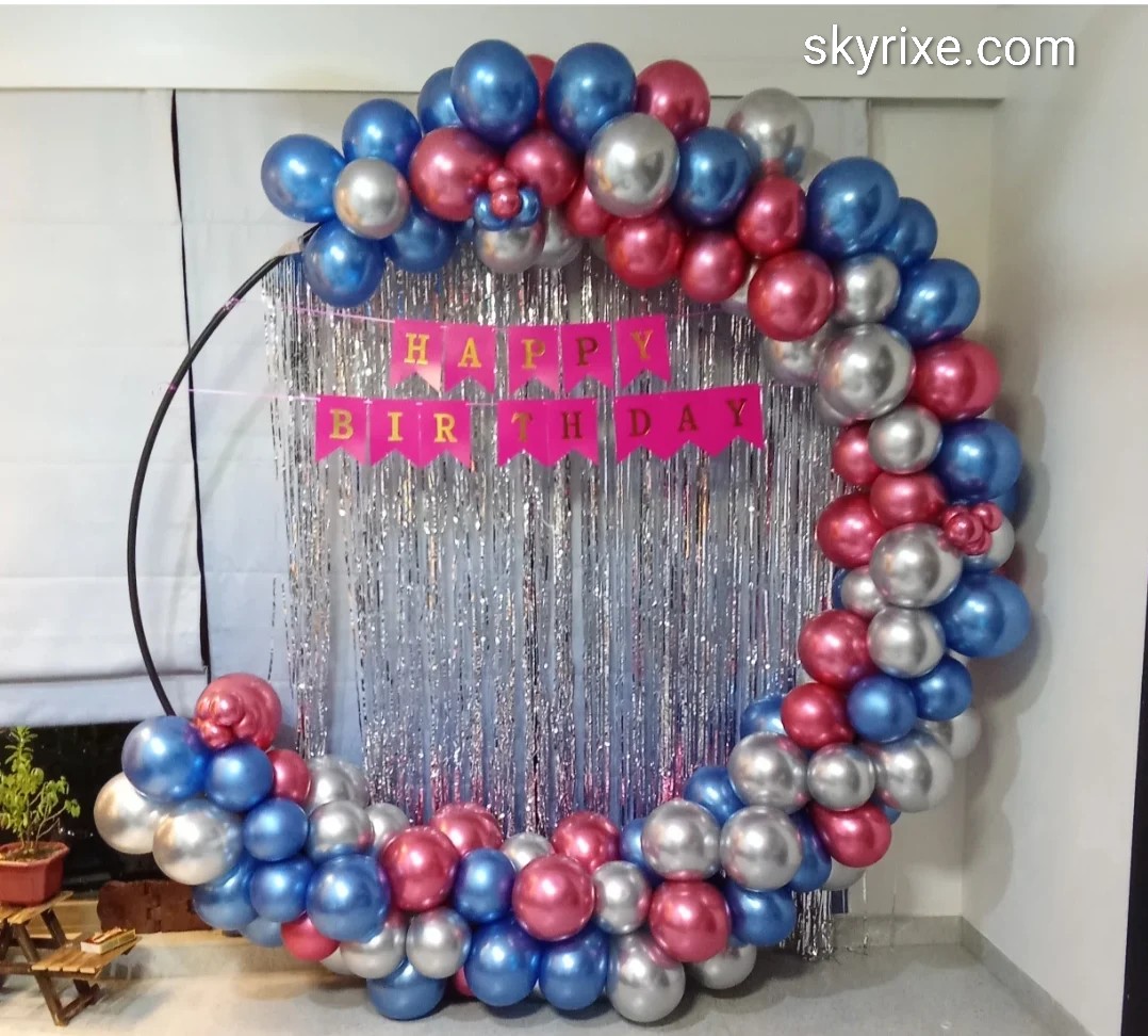 Balloon Ring Birthday Decoration with Silver Fringe